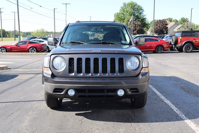 Used 2014 Jeep Patriot Latitude w/ Sun/Sound Group AWD/4WD image 12