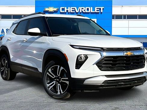New 2026 Chevrolet TrailBlazer LT image 1