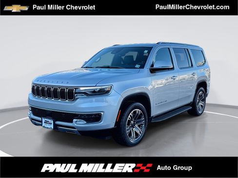 Used 2022 Jeep Wagoneer Series III w/ Convenience Group I image 1