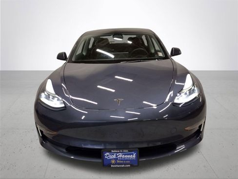 Used 2023 Tesla Model 3 Standard Range image 3