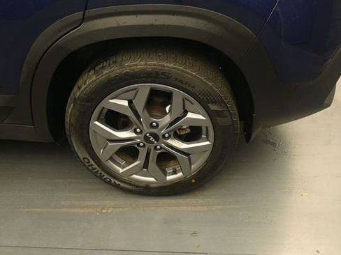 Used 2024 Kia Seltos S FWD image 9