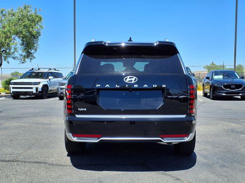 New 2026 Hyundai Palisade Calligraphy FWD image 5