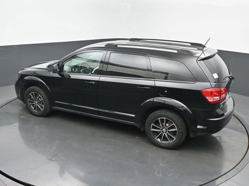 Used 2017 Dodge Journey SE w/ Flexible Seating Group image 41