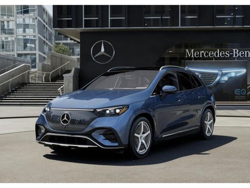 New 2026 Mercedes-Benz EQE 320 4MATIC SUV image 39