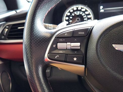 Used 2022 Genesis G70 3.3T Launch Edition image 26