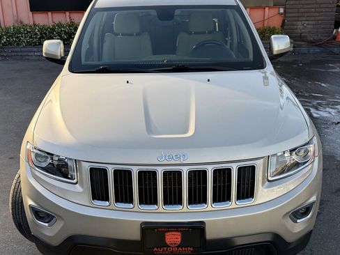 Used 2014 Jeep Grand Cherokee Laredo w/ Quick Order Package 23E RWD image 3