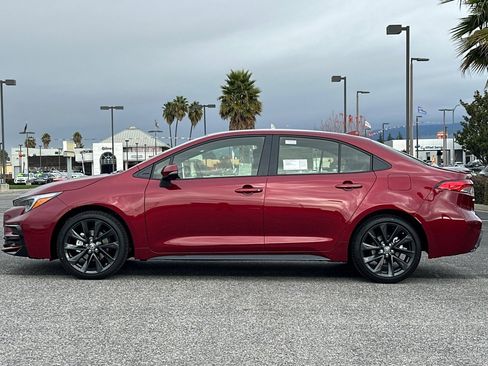 New 2026 Toyota Corolla SE image 7