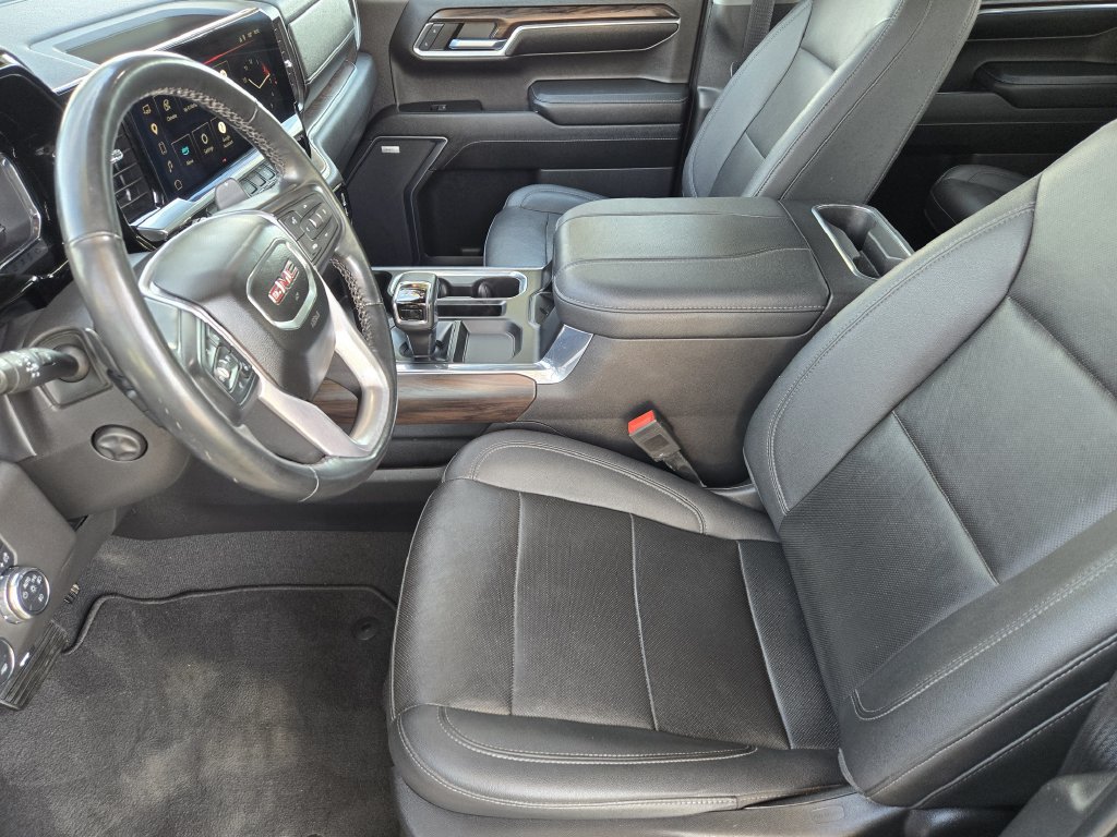 Used 2023 GMC Sierra 1500 SLT w/ SLT Premium Package AWD/4WD image 12