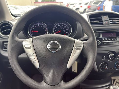 Used 2016 Nissan Versa SV FWD image 15