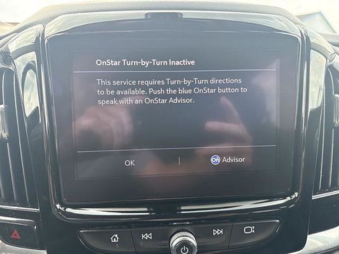 Used 2020 Chevrolet Traverse LT FWD image 48
