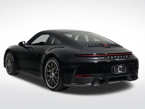 Used 2025 Porsche 911 Carrera w/ Sport Chrono Package image 3