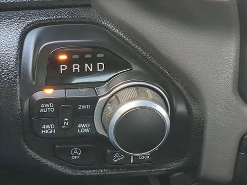 Used 2019 RAM 1500 Big Horn image 17