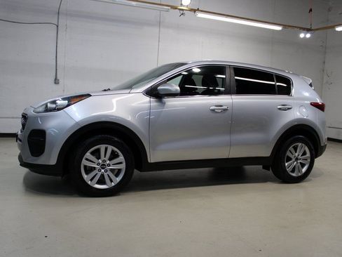 Used 2019 Kia Sportage LX image 6