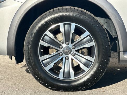 Used 2018 Nissan Armada SL w/ Moonroof Package image 33