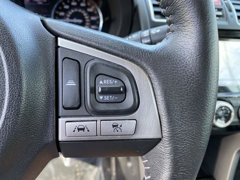 Used 2018 Subaru Forester 2.5i Limited AWD/4WD image 18
