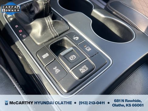 Used 2018 Kia Sorento SX image 11
