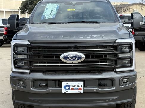 New 2026 Ford F350 Platinum w/ FX4 Off-Road Package image 29