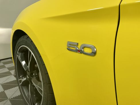 Used 2017 Ford Mustang GT Premium RWD image 12