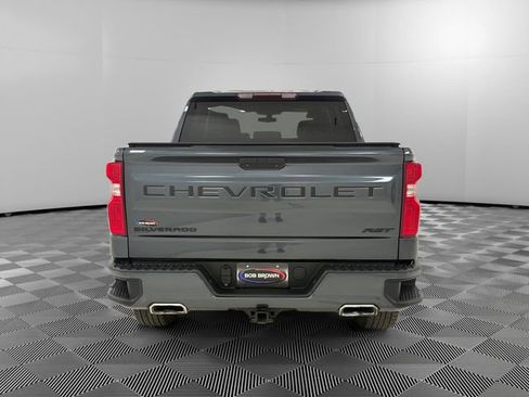 Used 2021 Chevrolet Silverado 1500 RST w/ LPO, Blackout Package AWD/4WD image 4