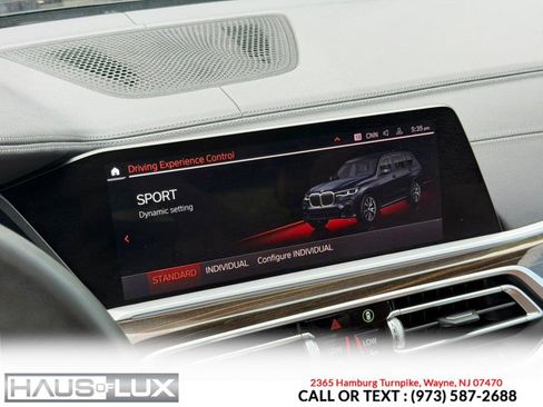 Used 2021 BMW X7 xDrive40i w/ M Sport Package AWD/4WD image 37