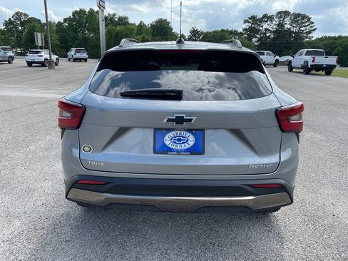 New 2026 Chevrolet Trax ACTIV FWD image 4