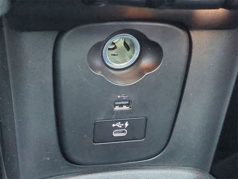 Used 2022 MINI Cooper S w/ Driver Assistance Package image 30