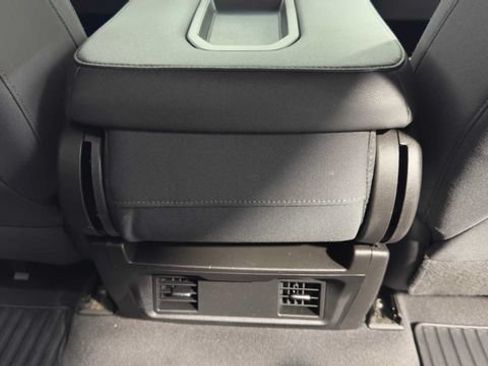 Used 2019 Chevrolet Silverado 1500 Custom w/ Custom Value Package RWD image 16