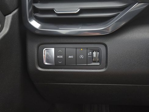 Used 2025 GMC Acadia AT4 AWD/4WD image 26