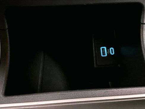 Certified 2024 Ford Edge SEL image 30