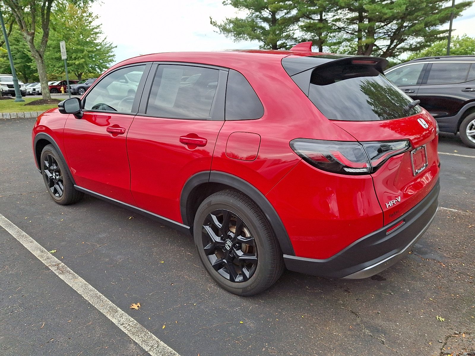 Certified 2025 Honda HR-V Sport image 4