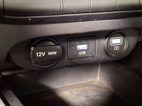 Used 2023 Hyundai Elantra SEL FWD image 24