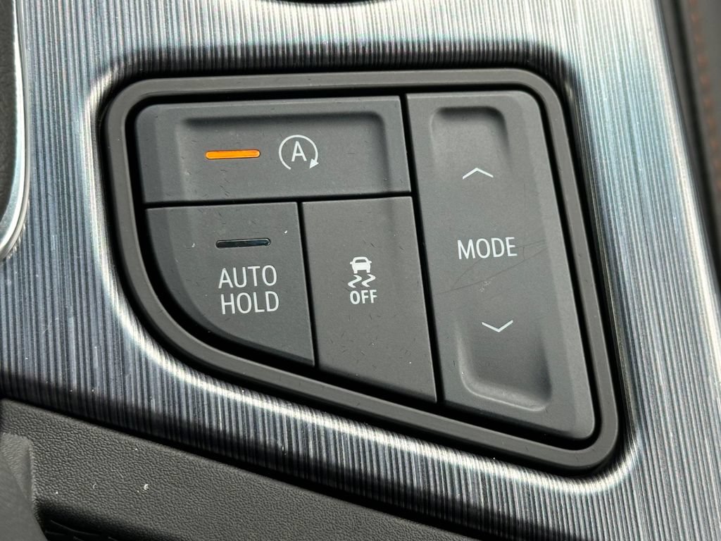 Used 2025 Cadillac CT4 Sport w/ Climate Package AWD/4WD image 30