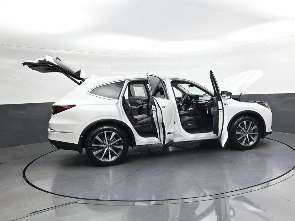 Used 2026 Acura MDX w/ Technology Package FWD image 39