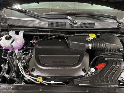 New 2026 Chrysler Pacifica Select FWD image 23