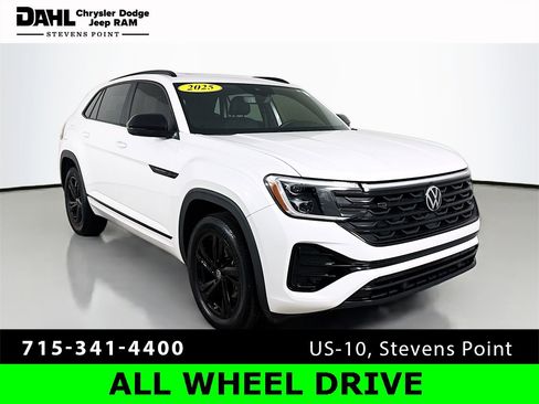Used 2025 Volkswagen Atlas Cross Sport SEL R-Line image 1
