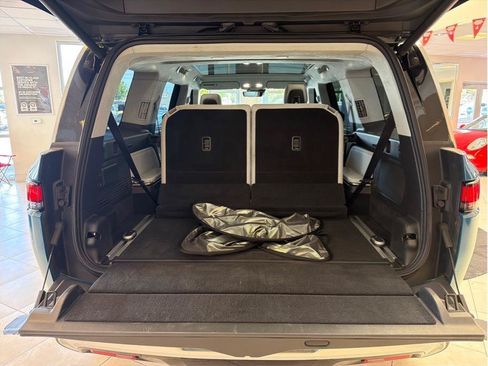 Used 2023 Rivian R1S Launch Edition AWD/4WD image 39