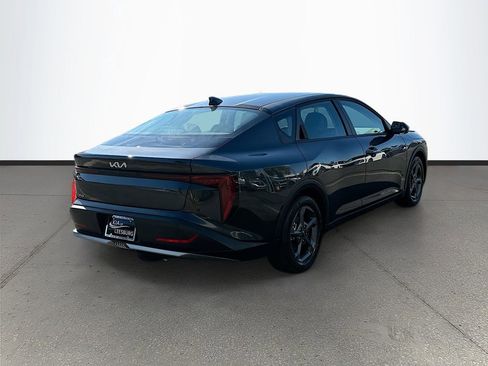 New 2025 Kia K4 LXS image 7
