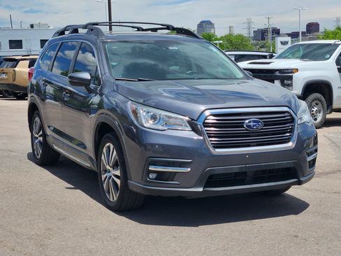 Used 2019 Subaru Ascent Limited w/ Popular Package #3 AWD/4WD image 3