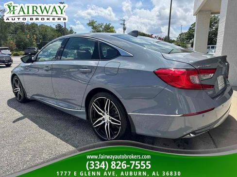 Used 2021 Honda Accord Touring image 8