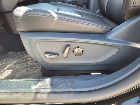 New 2026 Ford Maverick Lariat w/ Black Appearance Package AWD/4WD image 42