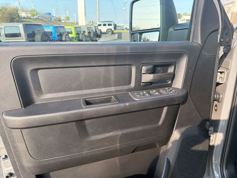 New 2026 RAM 2500 Tradesman AWD/4WD image 28