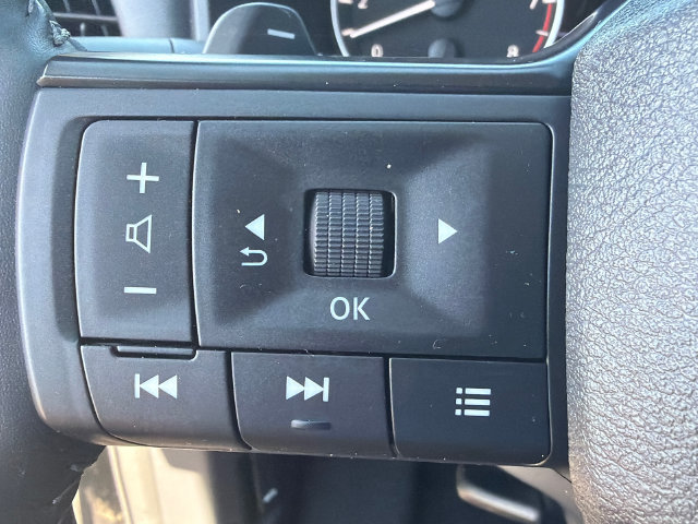 Used 2026 Nissan Rogue SV FWD image 28