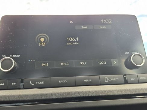 Used 2025 Honda Accord LX image 18
