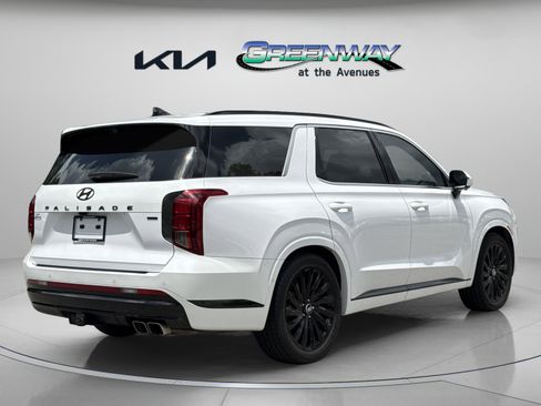 Used 2024 Hyundai Palisade Calligraphy AWD/4WD image 6