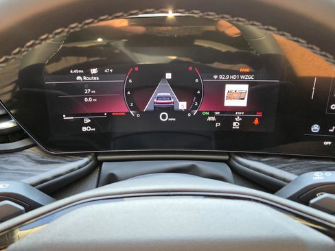 New 2025 Audi Q5 Premium Plus image 32