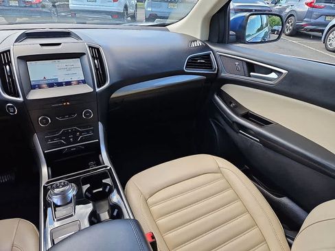 Used 2020 Ford Edge SEL w/ Convenience Package AWD/4WD image 11