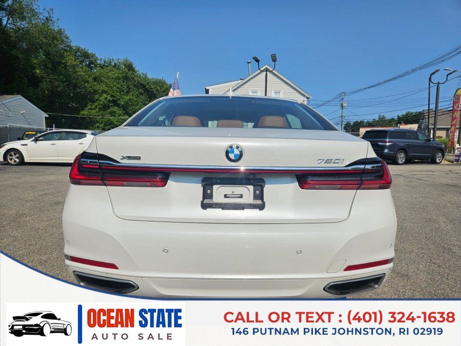 Used 2020 BMW 750i xDrive w/ Executive Package AWD/4WD image 4