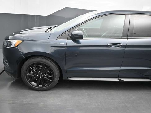 Certified 2024 Ford Edge ST-Line AWD/4WD image 17
