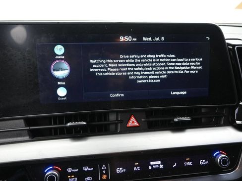 Used 2023 Kia Sportage EX FWD image 14