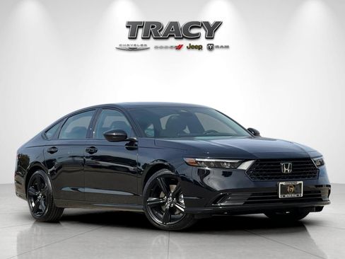 Used 2026 Honda Accord Sport image 2
